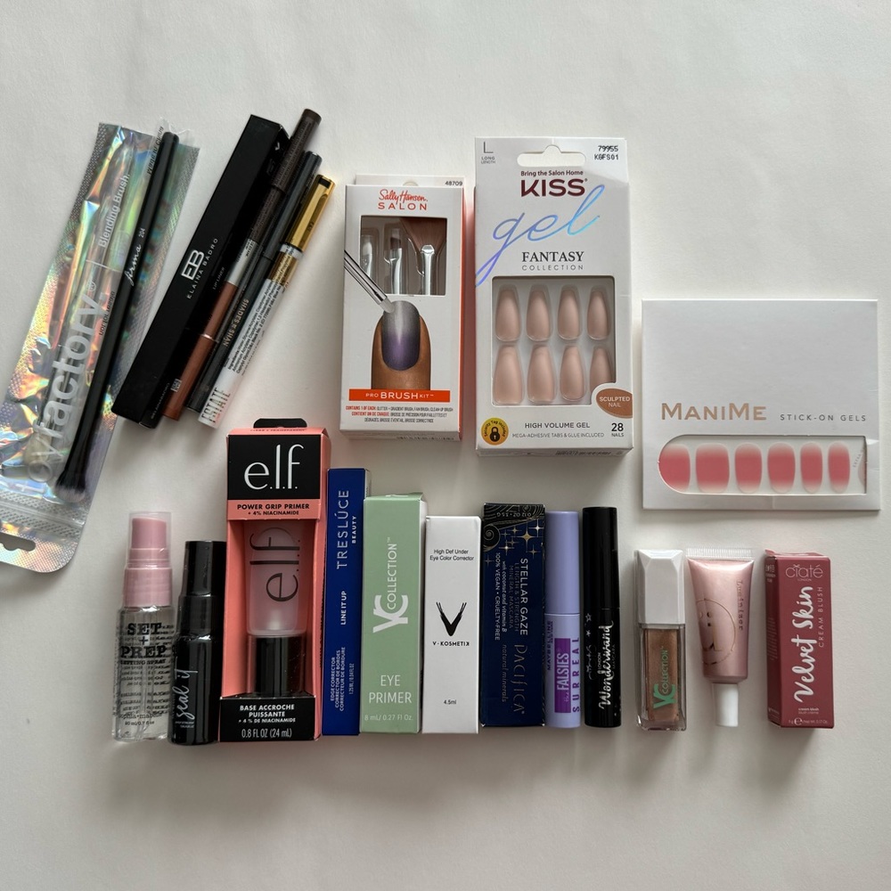 29 piece makeup bundle. All kinds, All new